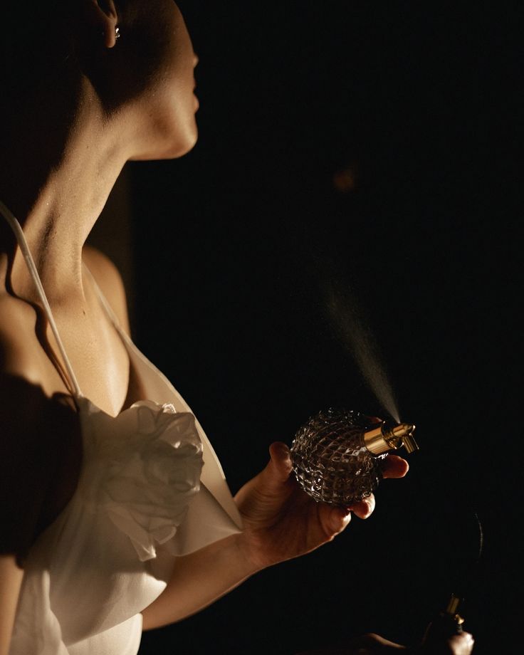 عطور نسائية راقية