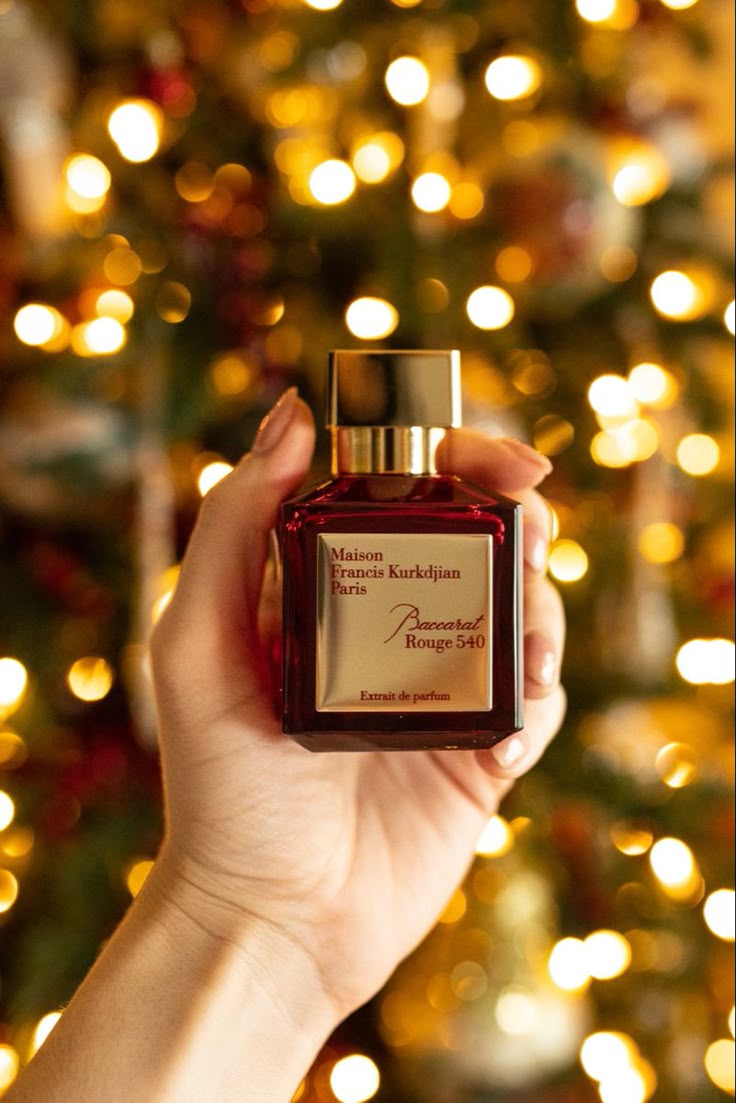 عطر باكارا روج 540 – ريحة فخامة لامثيل لها ✨ | Maison Francis Kurkdjian